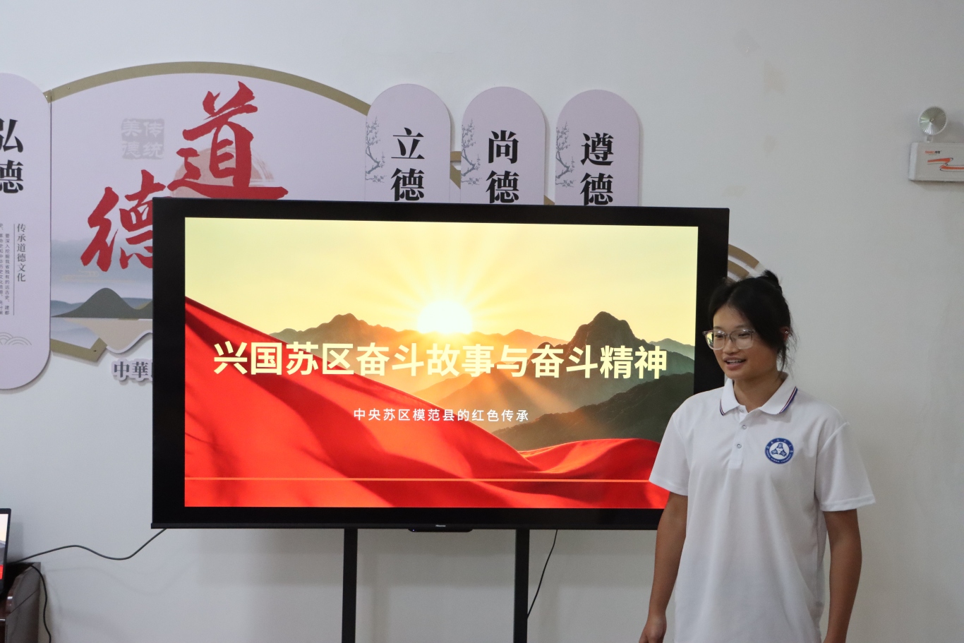 42dd1353798a1acd8ccc02c429bec110.jpg
